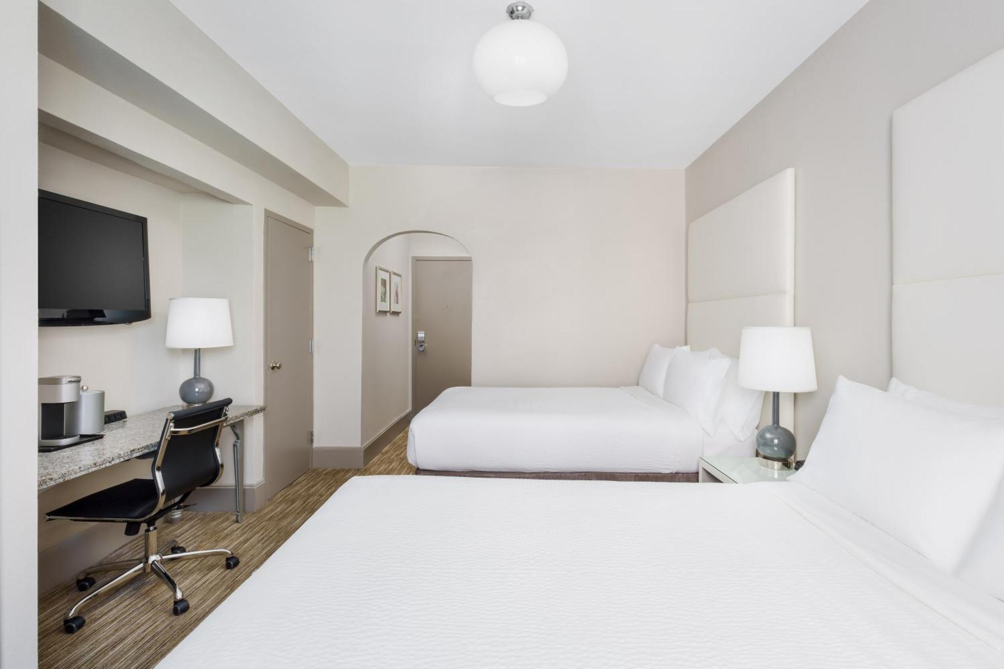 Holiday Inn Express Chicago - Magnificent Mile By Ihg Εξωτερικό φωτογραφία